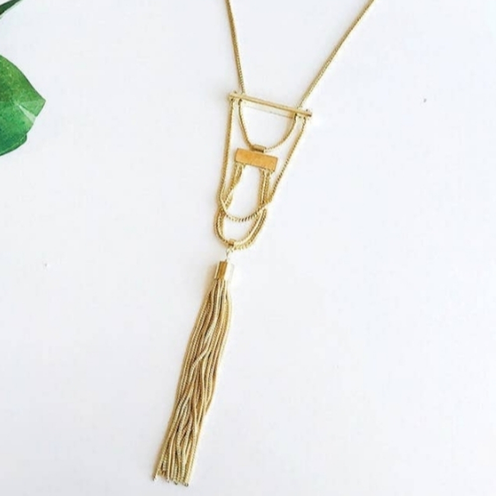 Deco Drop Tassel Necklace